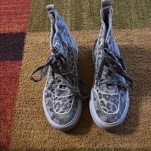 Kids' Gray Patterned High-Top Sneakers